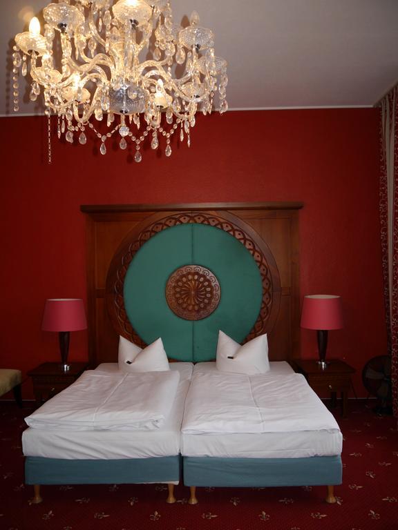 Altstadthotel Am Theater Cottbus Rum bild